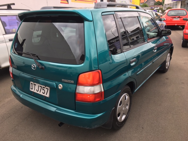 Mazda demio 1997