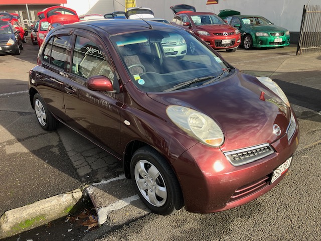 2009 Nissan March. 1.5, Auto