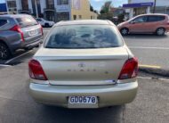2000 Toyota Platz.