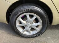 2000 Toyota Platz.
