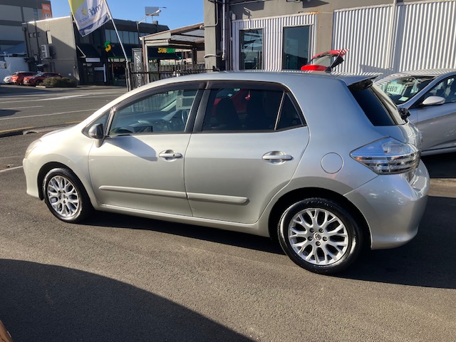 2007 Toyota Blade.