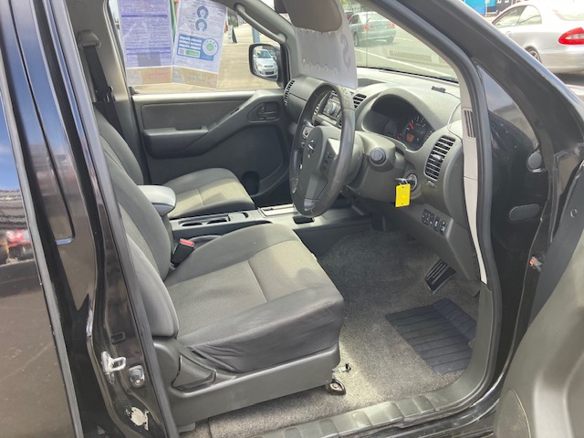2013 Nissan Navara. 2.5D, 2WD, D/Cab