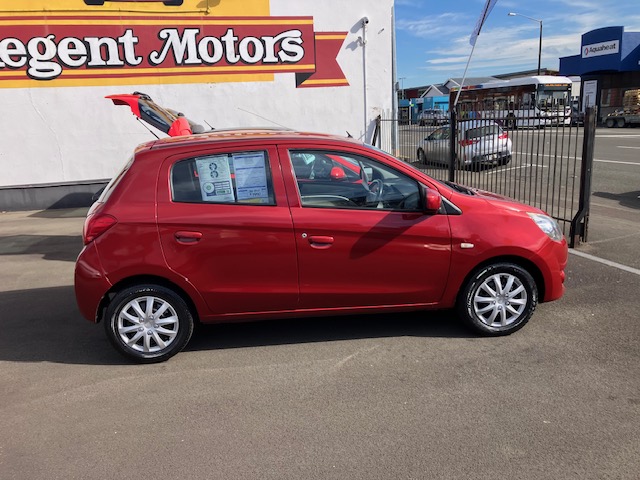 2013 Mitsubishi Mirage LS