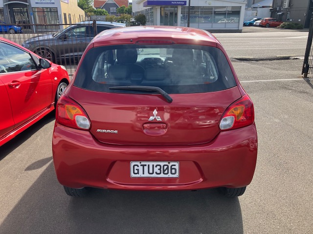 2013 Mitsubishi Mirage LS