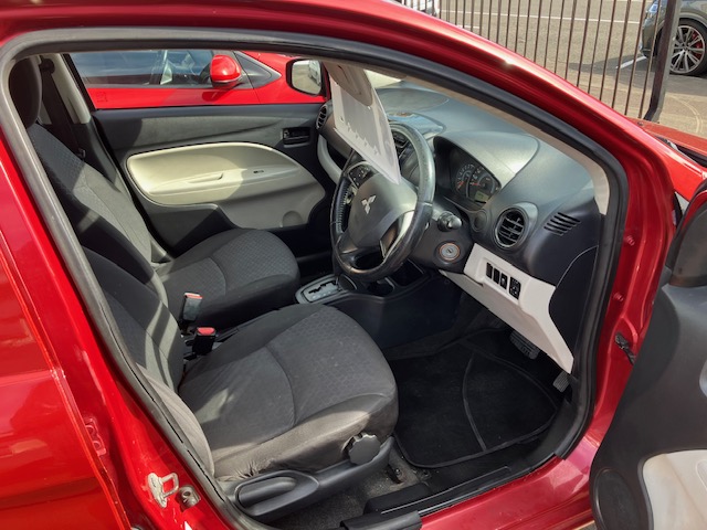 2013 Mitsubishi Mirage LS