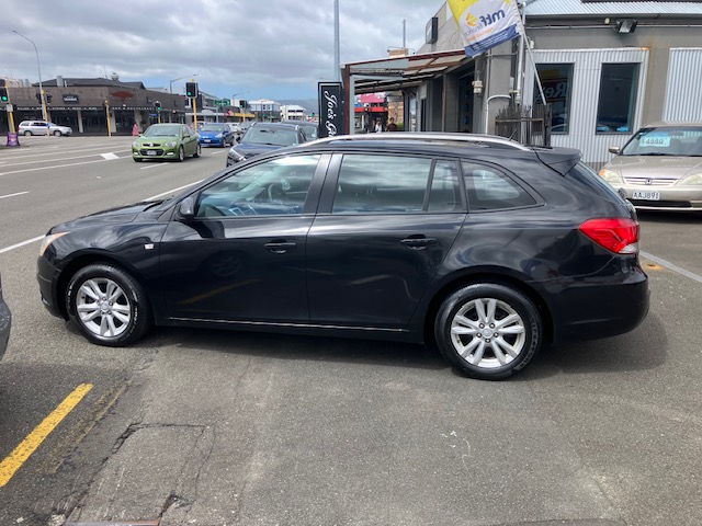 2015 Holden Cruze S/Wagon.