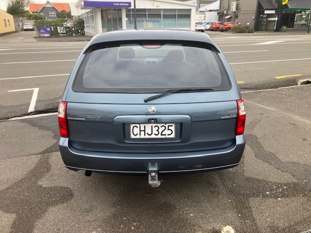 2004 Holden Commodore Exec S/Wagon