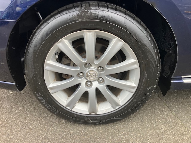 2008 Mazda MPV. 8 Seater Coach