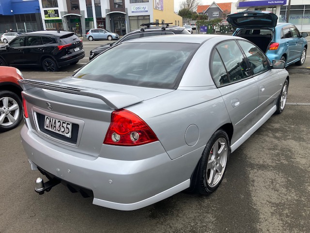 2005 Holden Commodore SV6.