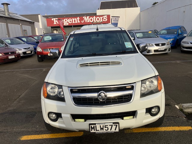 Holden Colorado LT. D/cab, 2WD, 5 Speed