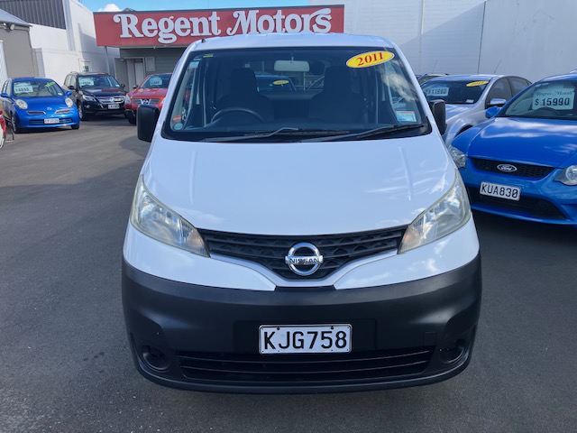 2011 Nissan Vanette NV200, Auto