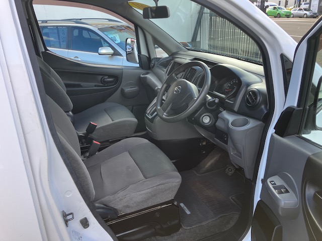 2011 Nissan Vanette NV200, Auto