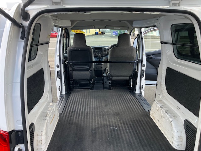 2011 Nissan Vanette NV200, Auto