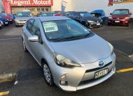 2012 Toyota Aqua. Hybrid, Auto