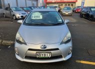 2012 Toyota Aqua. Hybrid, Auto