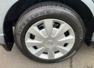 2004 Nissan Tiida.