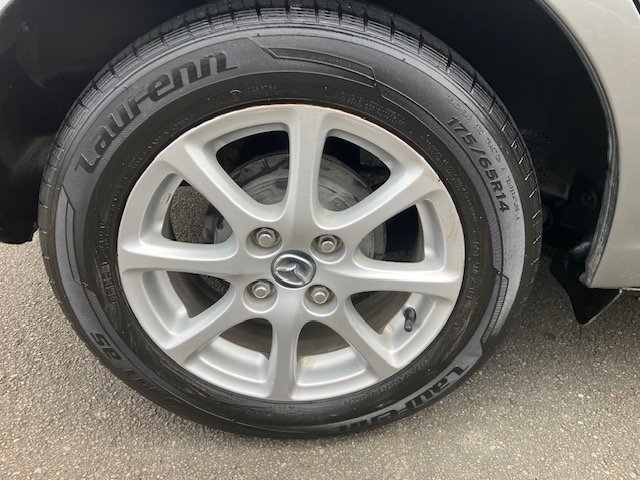 2012 Mazda Demio. Auto